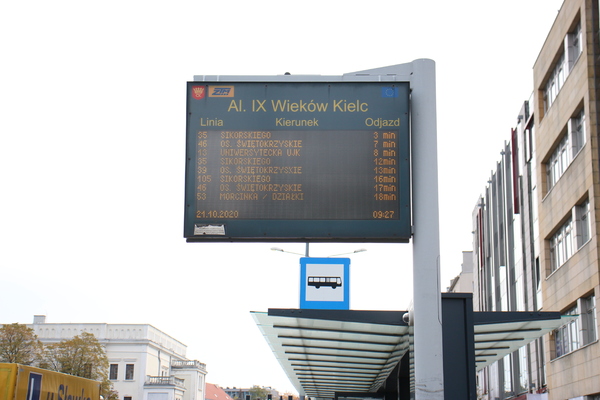 Tablica elektroniczna Systemu Informacji Pasażerskiej w Kielcach