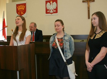Studentki z Winnicy otrzymały stypendia8.jpg