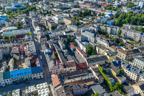 Widok na centrum miasta z lotu ptaka