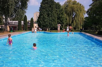 Lato na basenie
