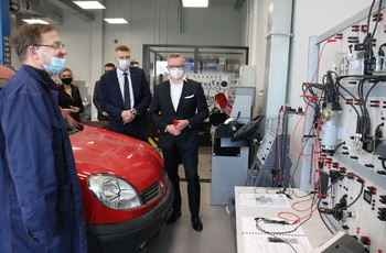 Mercedes pomoże kształcić mechaników w CK Technik
