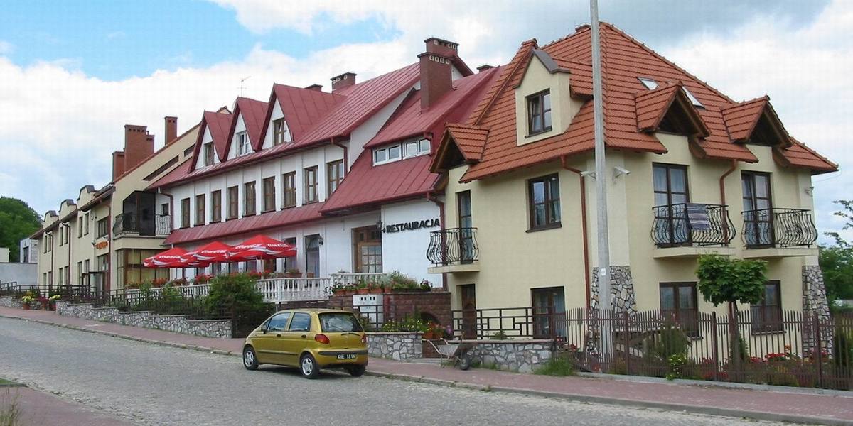 Hotel KarczÃ³wka fot MichaÅ Paszkowski.JPG
