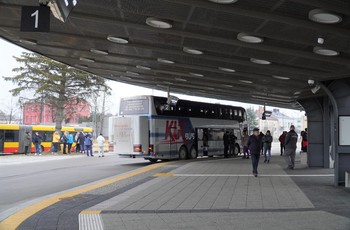 Coraz więcej pasażerów i kursów z Dworca Autobusowego