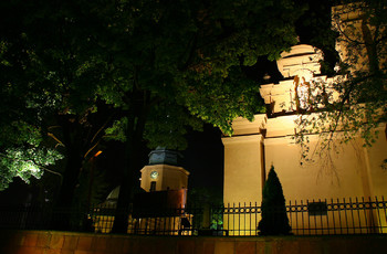 Katedra nocą